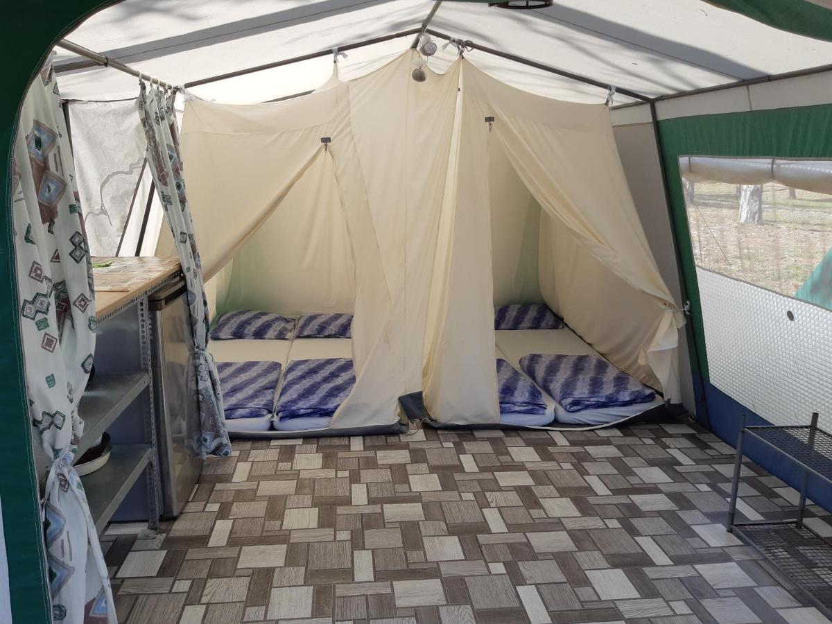 Camping Planik Hotel Razanac Ngoại thất bức ảnh