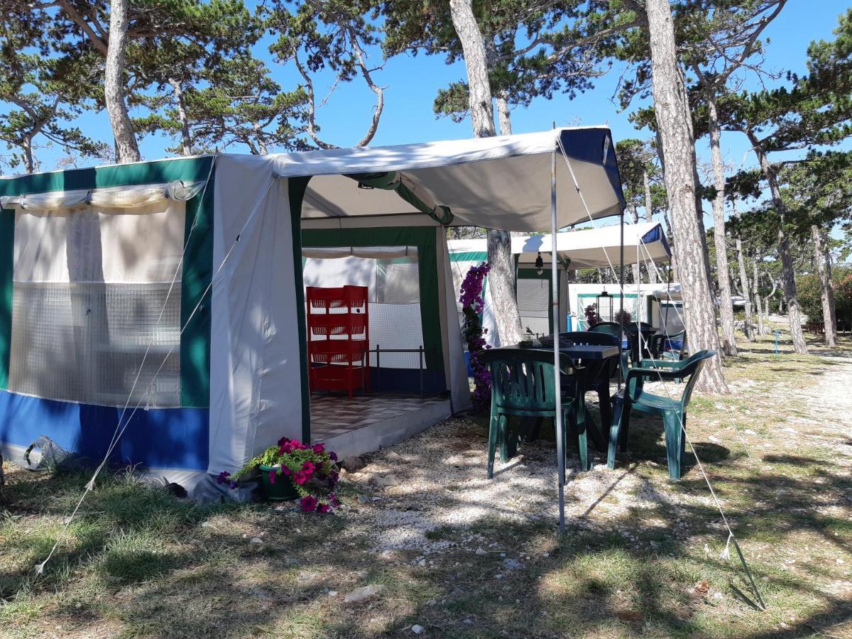 Camping Planik Hotel Razanac Ngoại thất bức ảnh