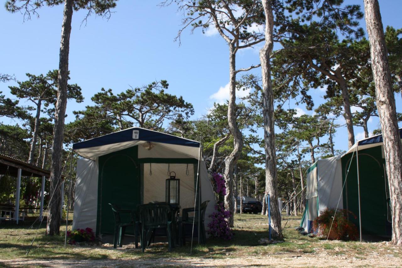 Camping Planik Hotel Razanac Ngoại thất bức ảnh