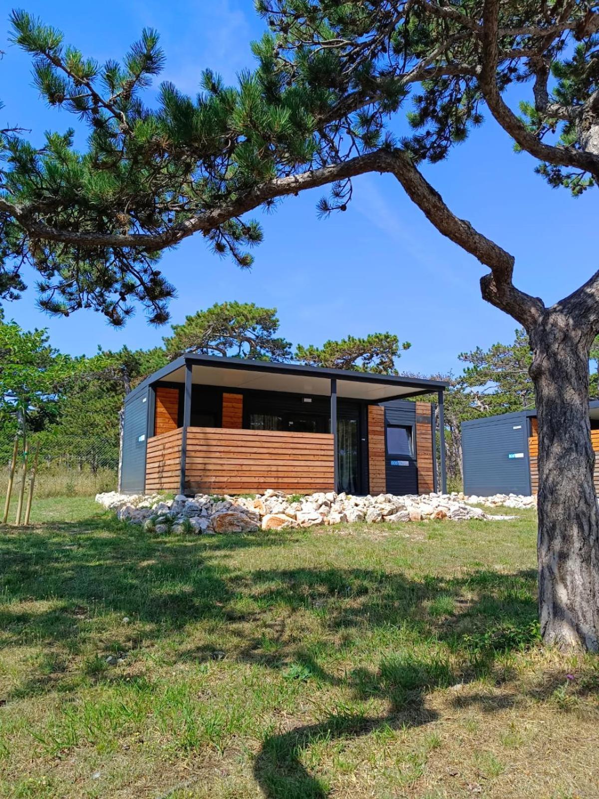 Camping Planik Hotel Razanac Ngoại thất bức ảnh