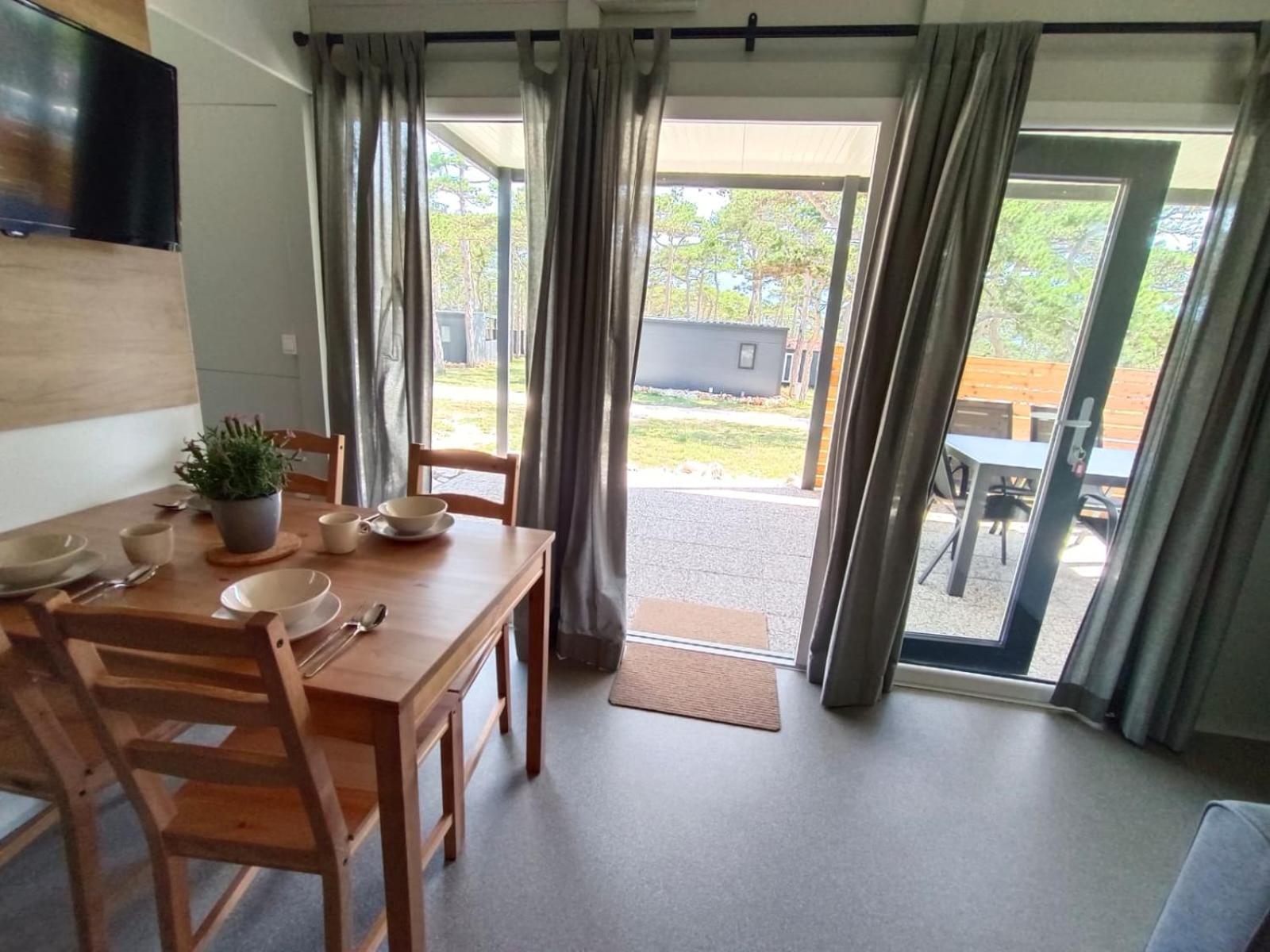 Camping Planik Hotel Razanac Ngoại thất bức ảnh