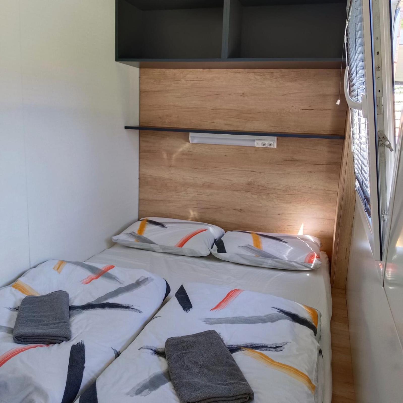 Camping Planik Hotel Razanac Ngoại thất bức ảnh