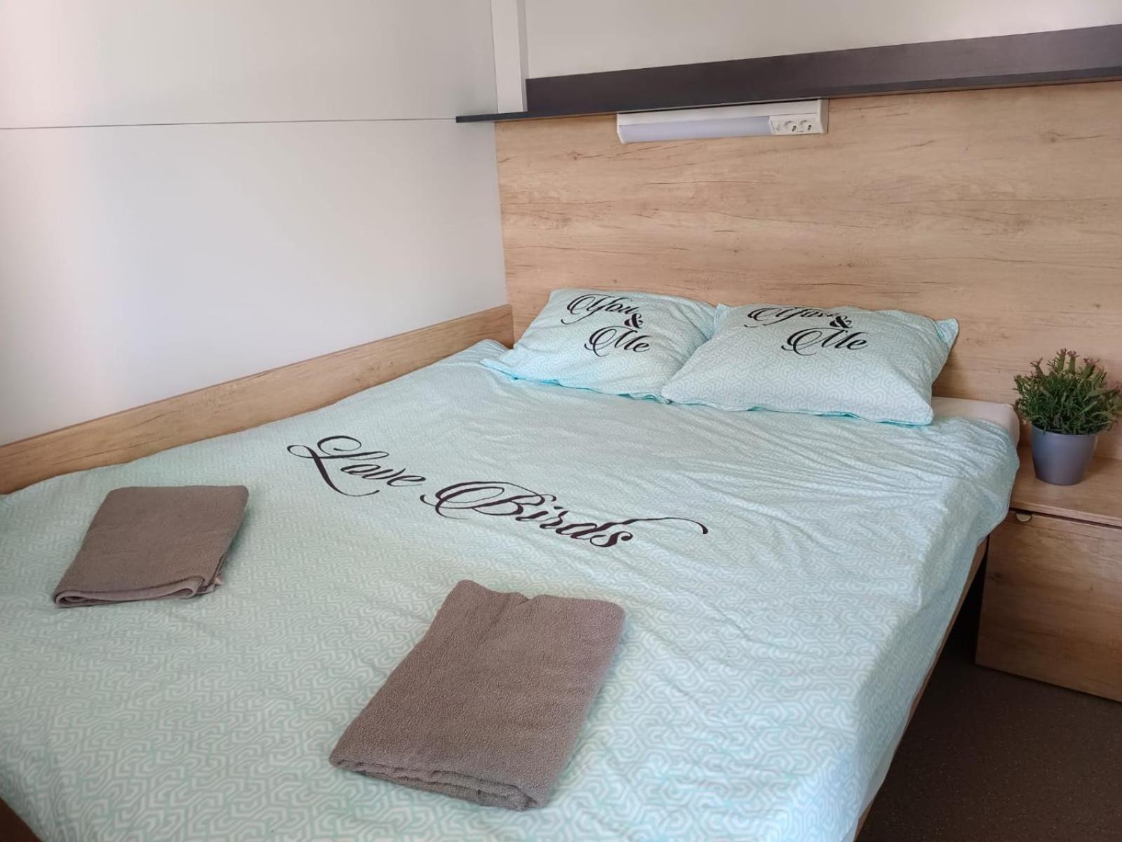 Camping Planik Hotel Razanac Ngoại thất bức ảnh